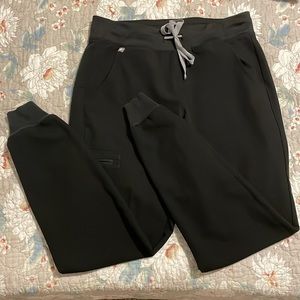 Lightly worn Figs women's Black Zamora - Jogger Scrub Pants - S / Black
